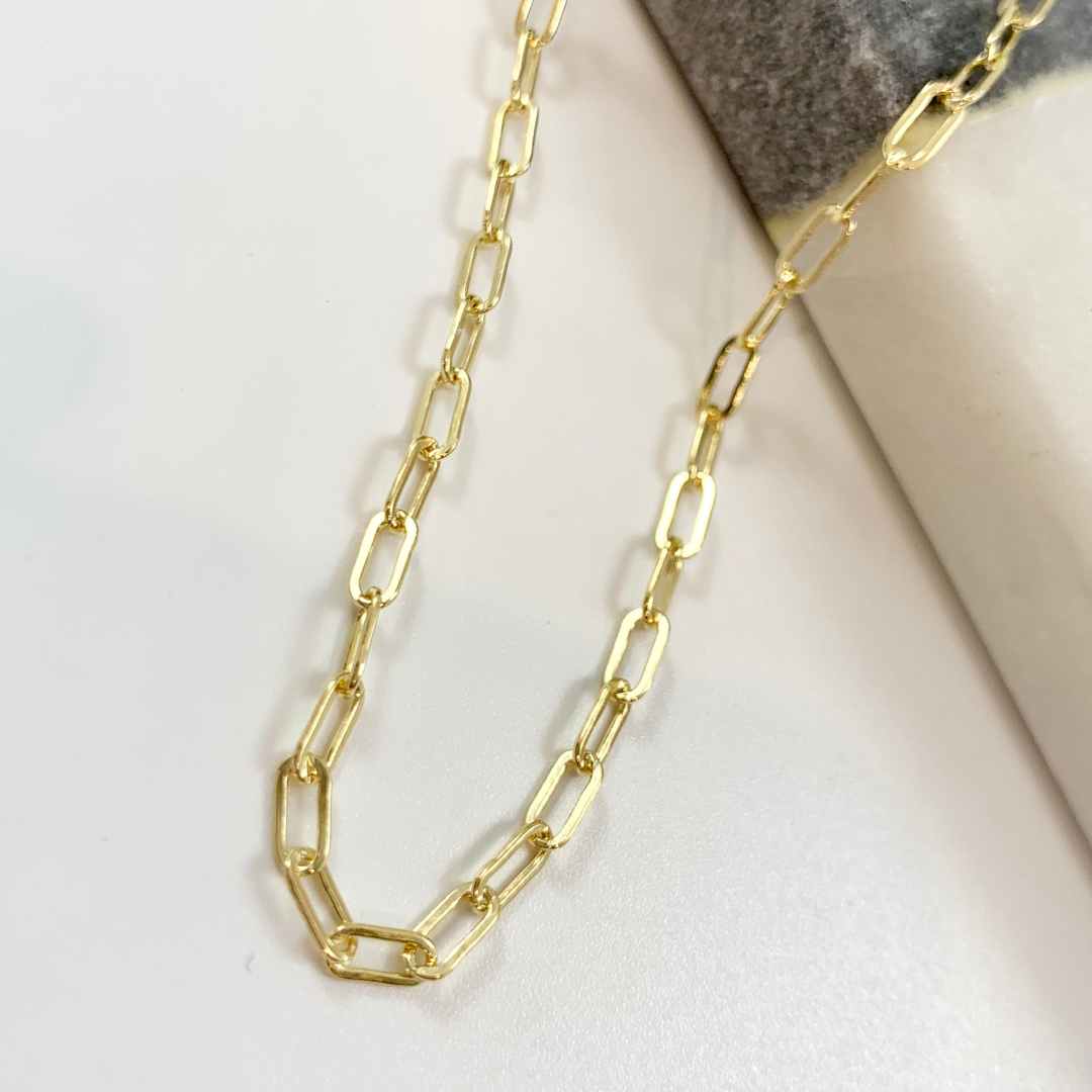 2.5 mm Wide Yellow Gold Filled Paperclip Chain