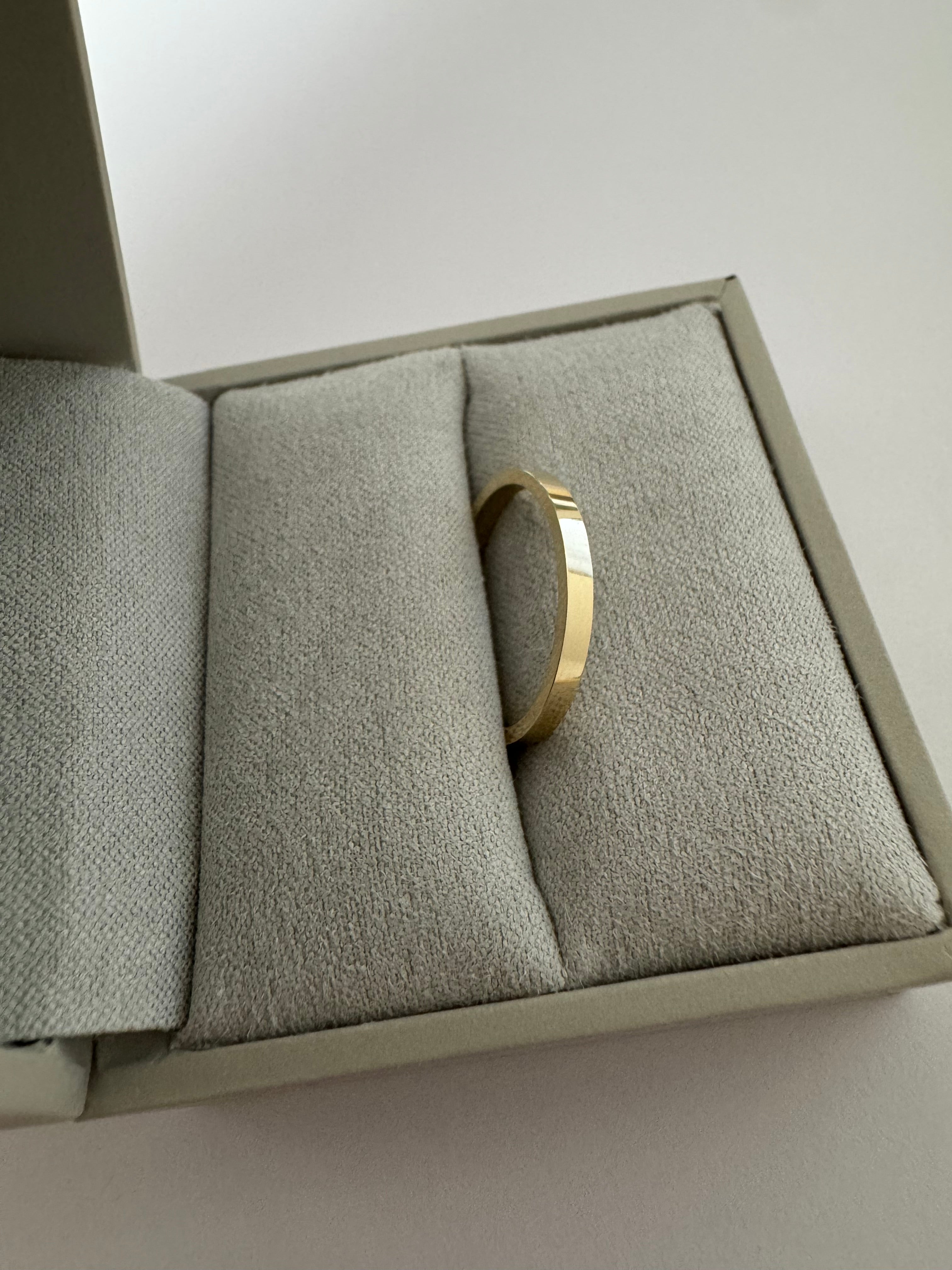 14k yellow gold flat standard fit, 2mm wide wedding band (size 7)