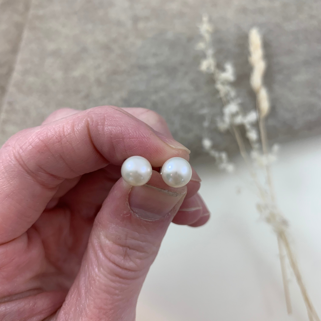 Sterling Silver Rhodium Plated 6-7mm Freshwater Cultured Pearl Stud Earrings