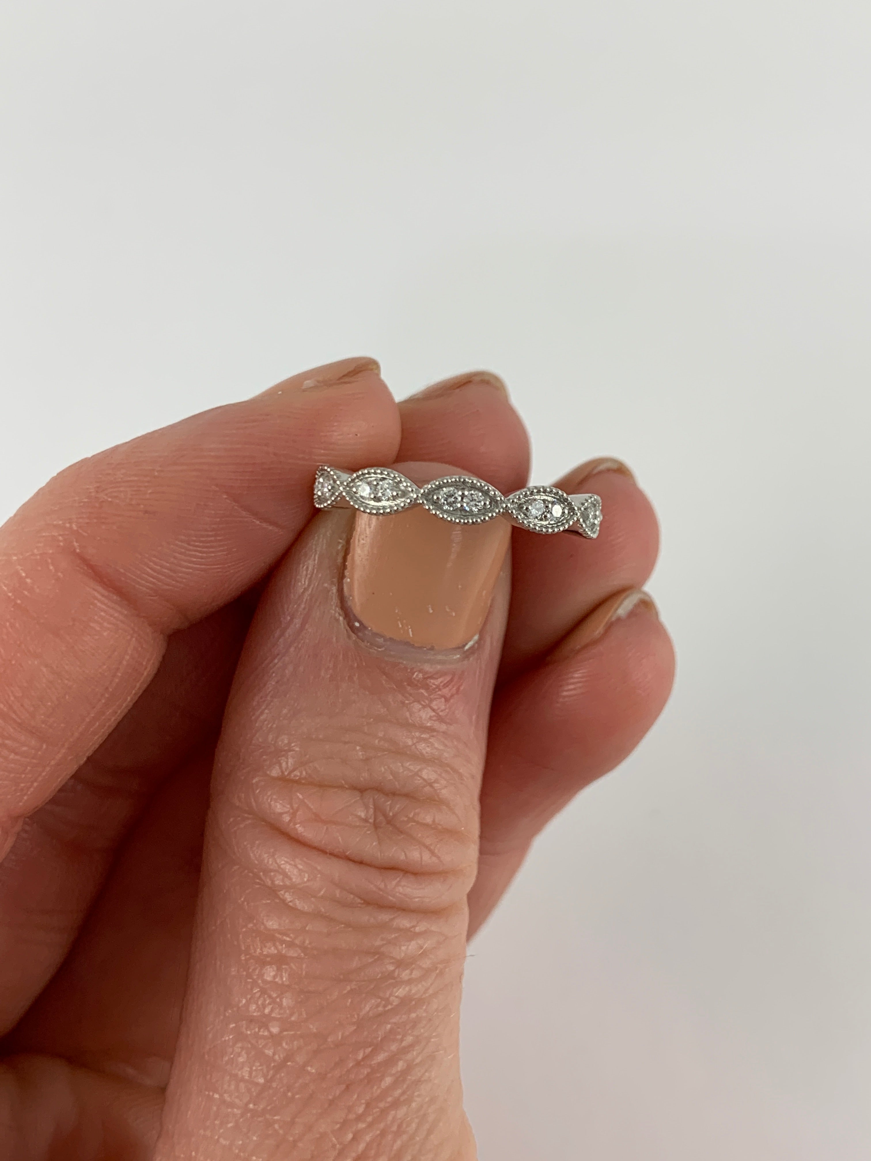 Ladies Platinum Diamond, Milgrain Wedding Band