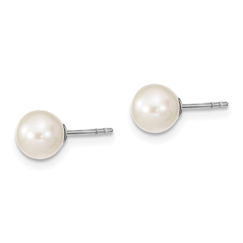 Sterling Silver Freshwater Pearl Studs