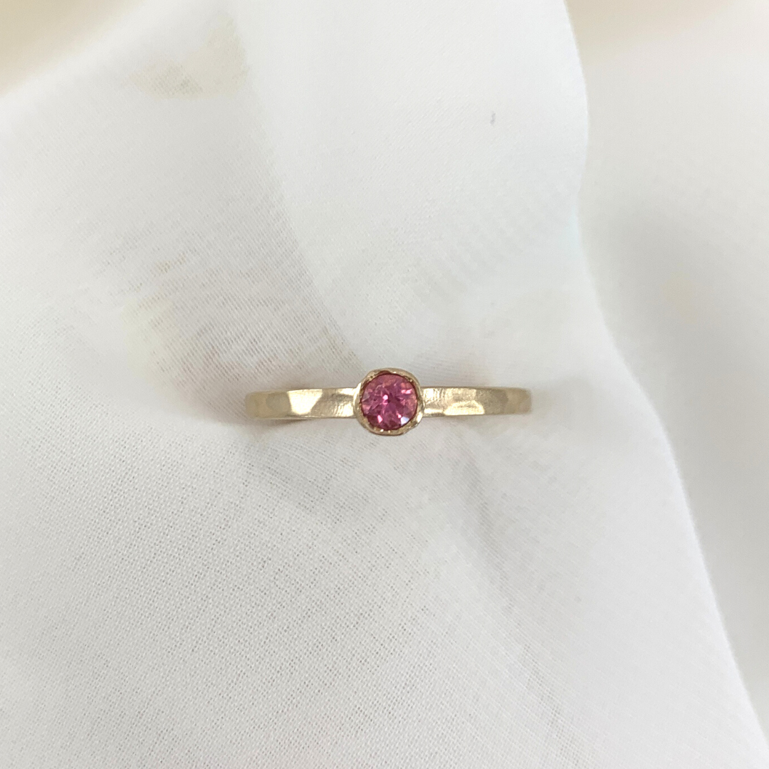 14k Yellow Gold Pink Tourmaline Hammered Band