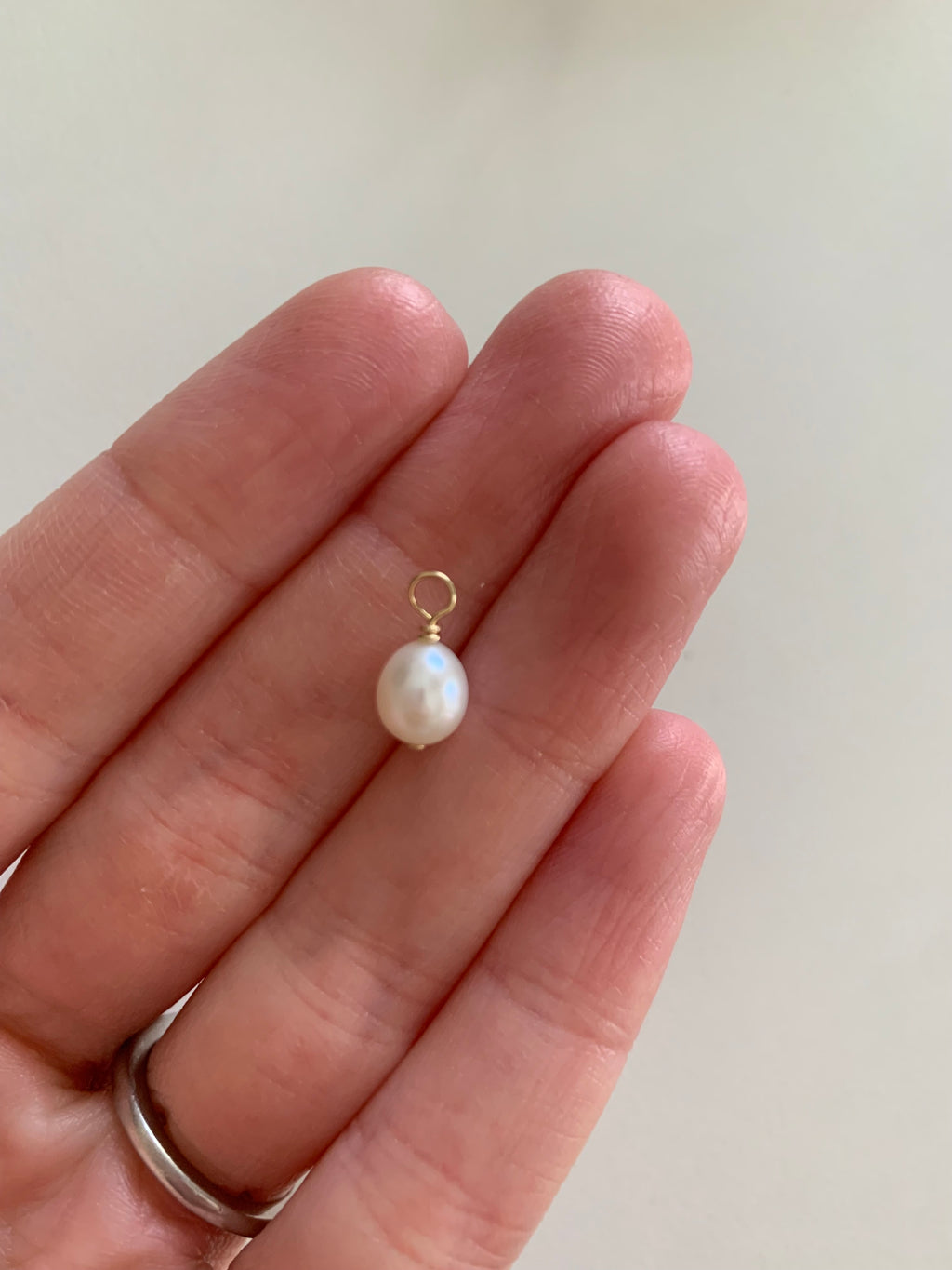14k yellow gold pearl charm