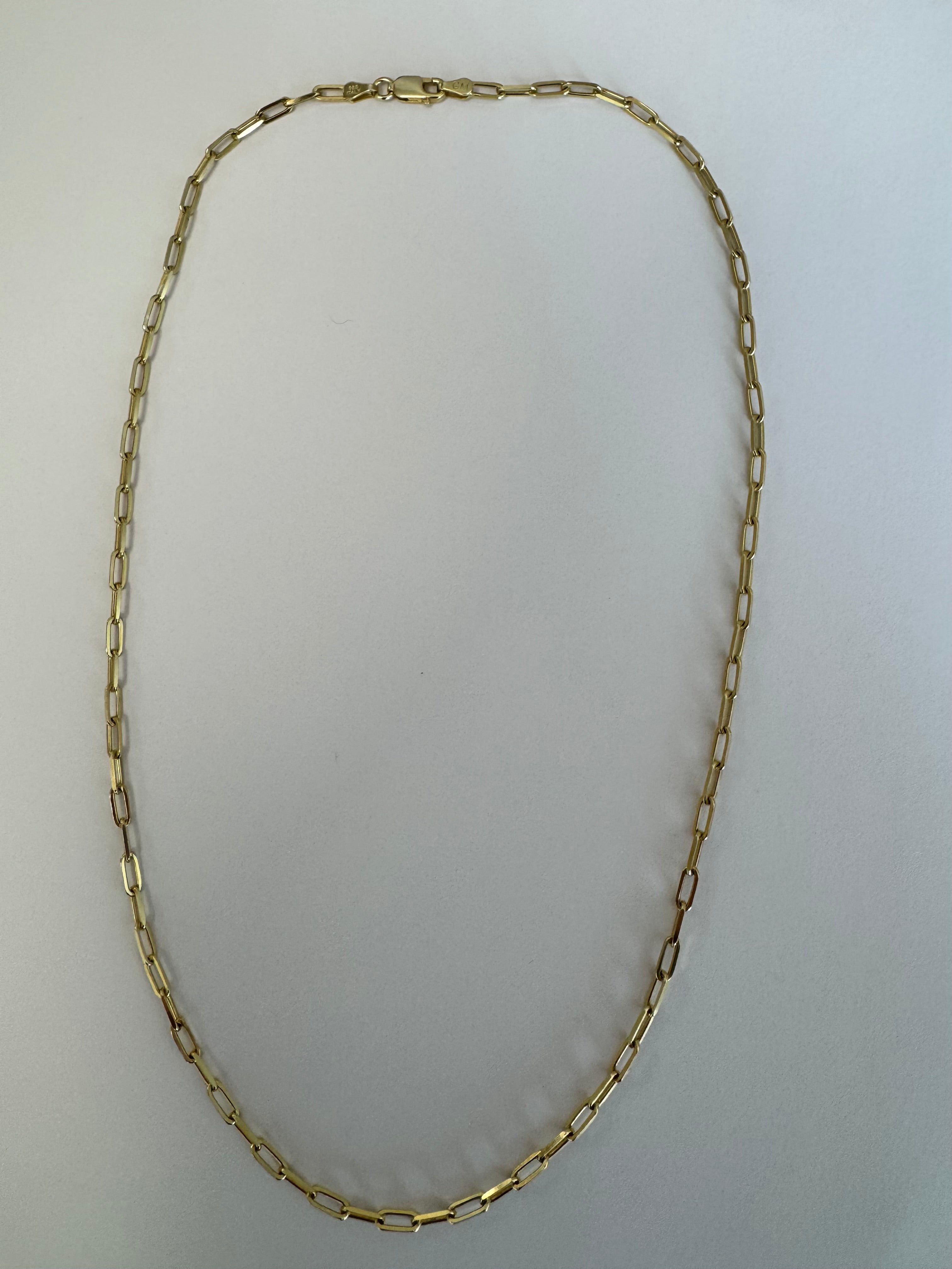 paperclip chain- yellow or white
