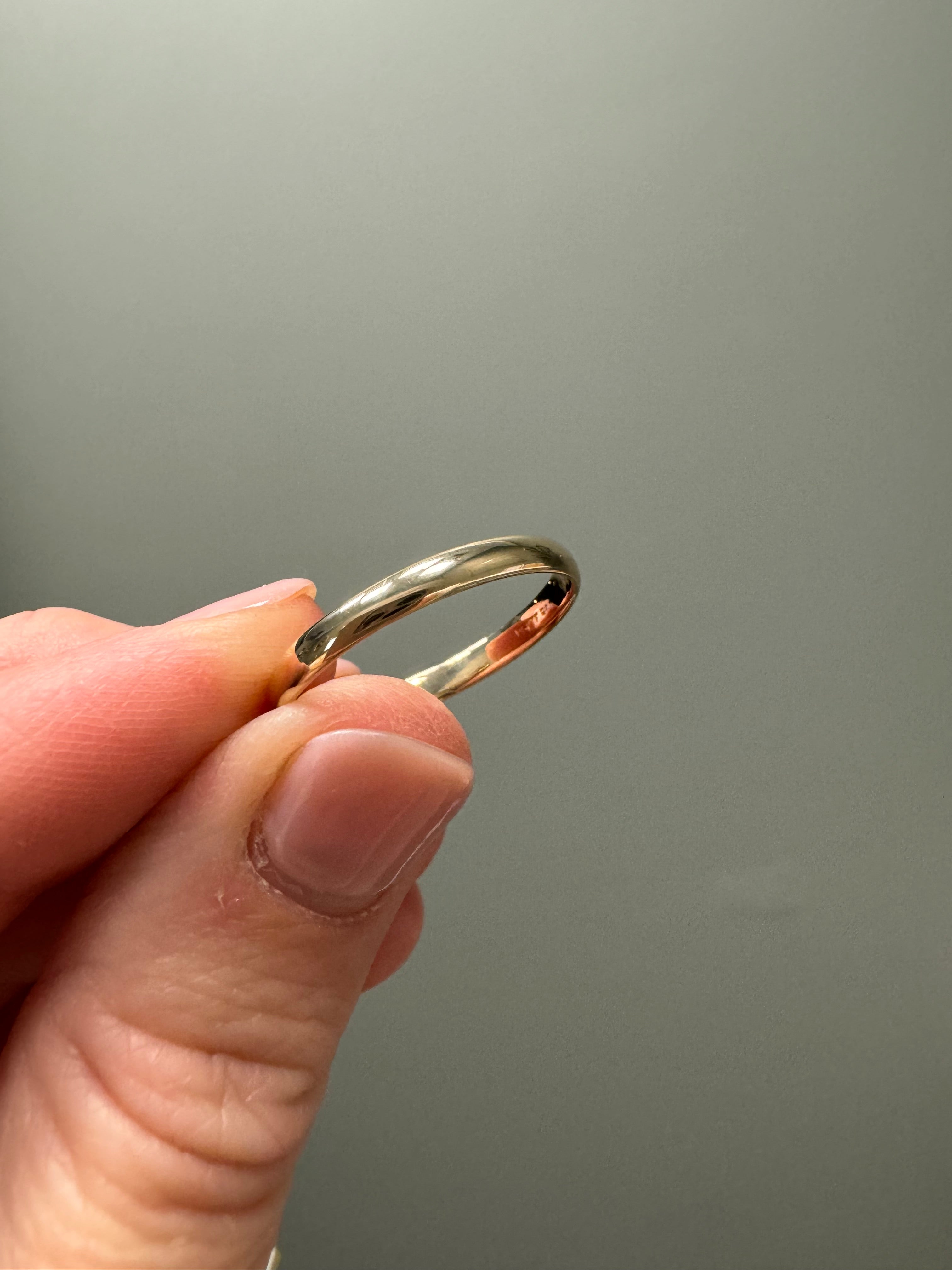 Size 2.65mm yellow gold band up to 9.75