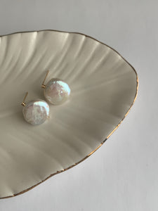 Coin pearl stud earrings