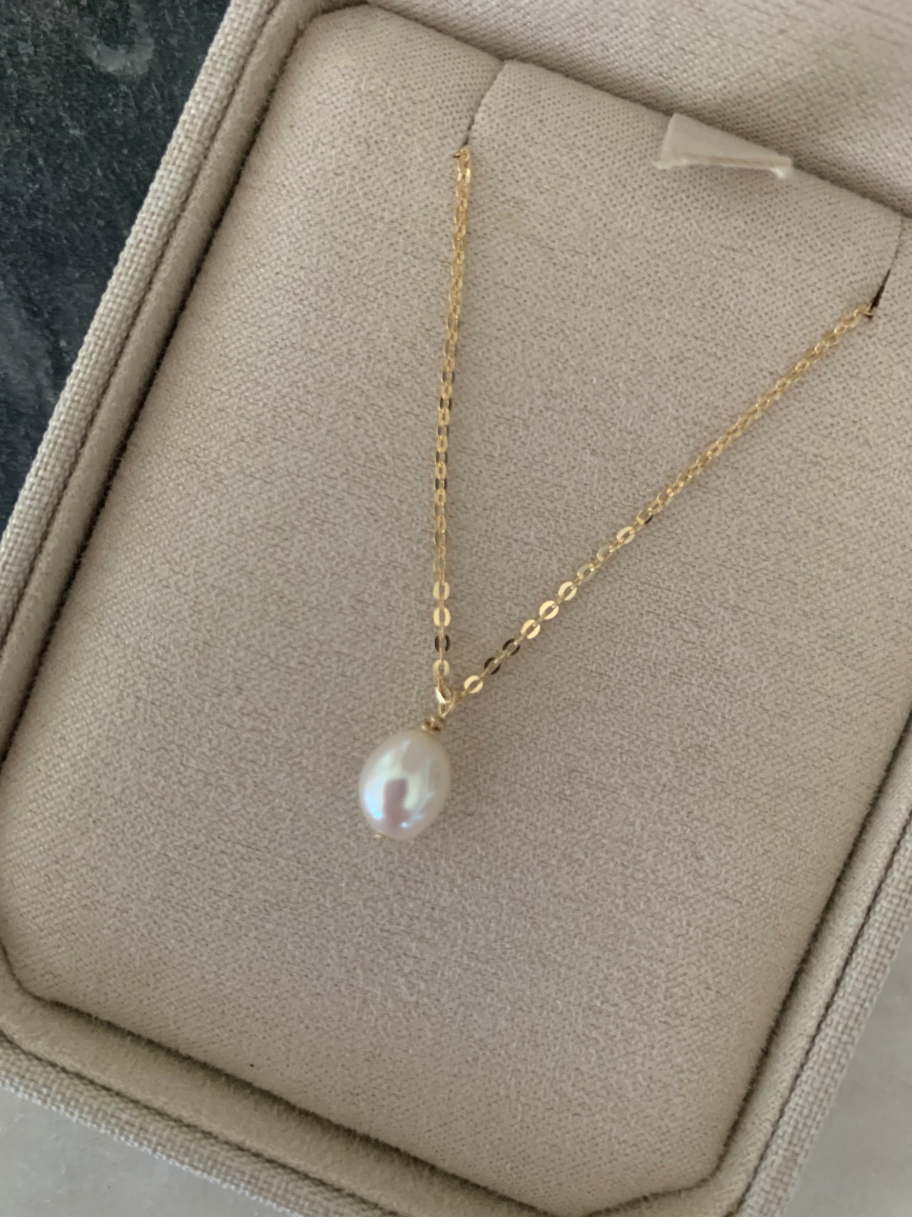 10k yellow gold pearl necklace
